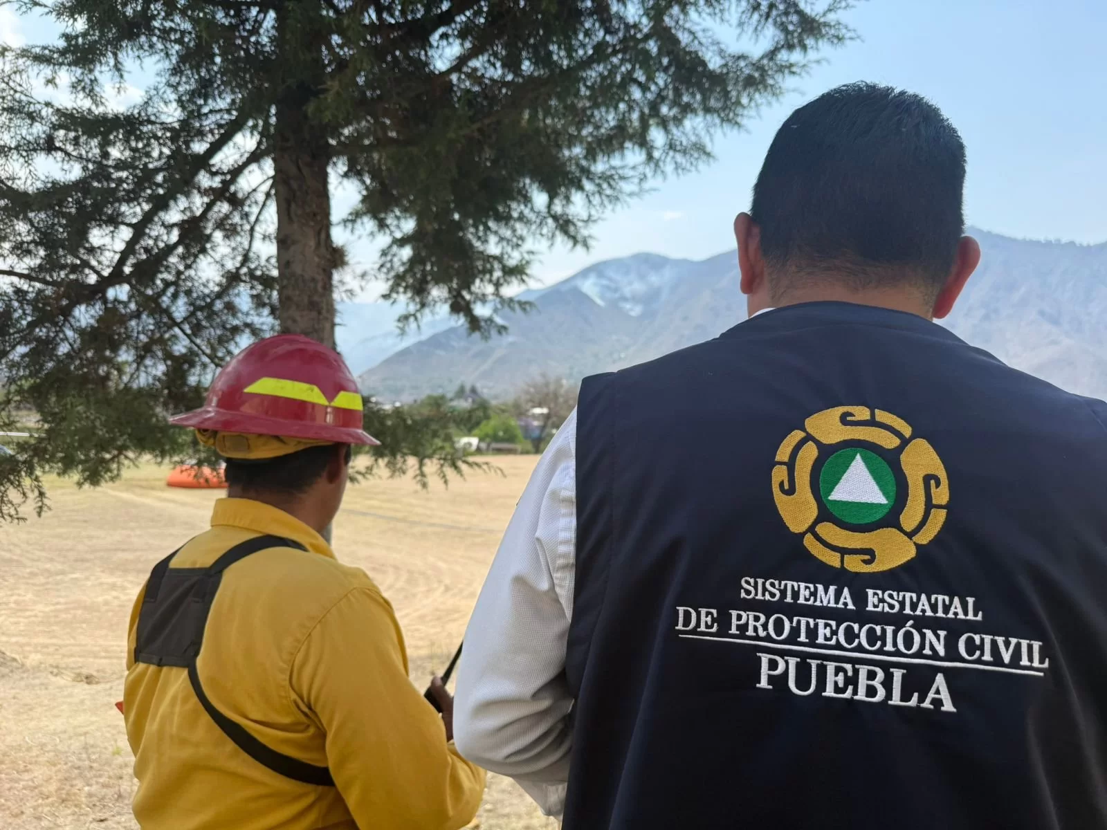 Incendio en Zautla: 80% de control y 70% de liquidación tras combate aéreo y terrestre