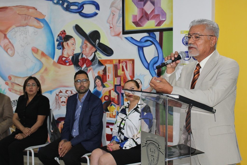 Escuela Normal de Chihuahua obtiene certificación internacional ISO 21001:2018