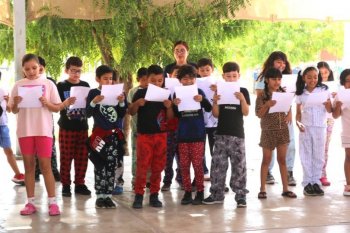 Más de 110 mil estudiantes celebran el Día de la Niñez en Baja California Sur