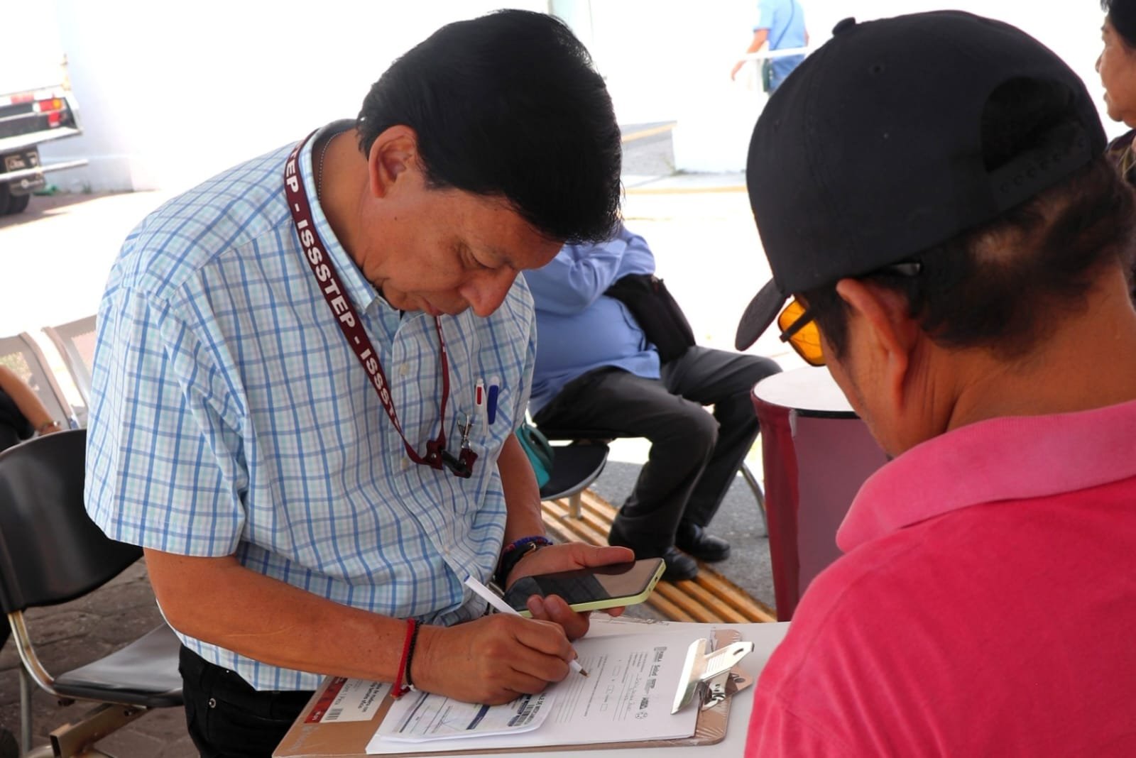 ISSSTEP instala módulo fijo para agilizar entrega de medicamentos en Puebla