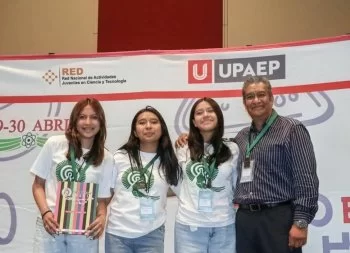 Estudiantes del COBAEP en Ixcaquixtla obtienen pase a ExpoCiencias Nacional e Internacional