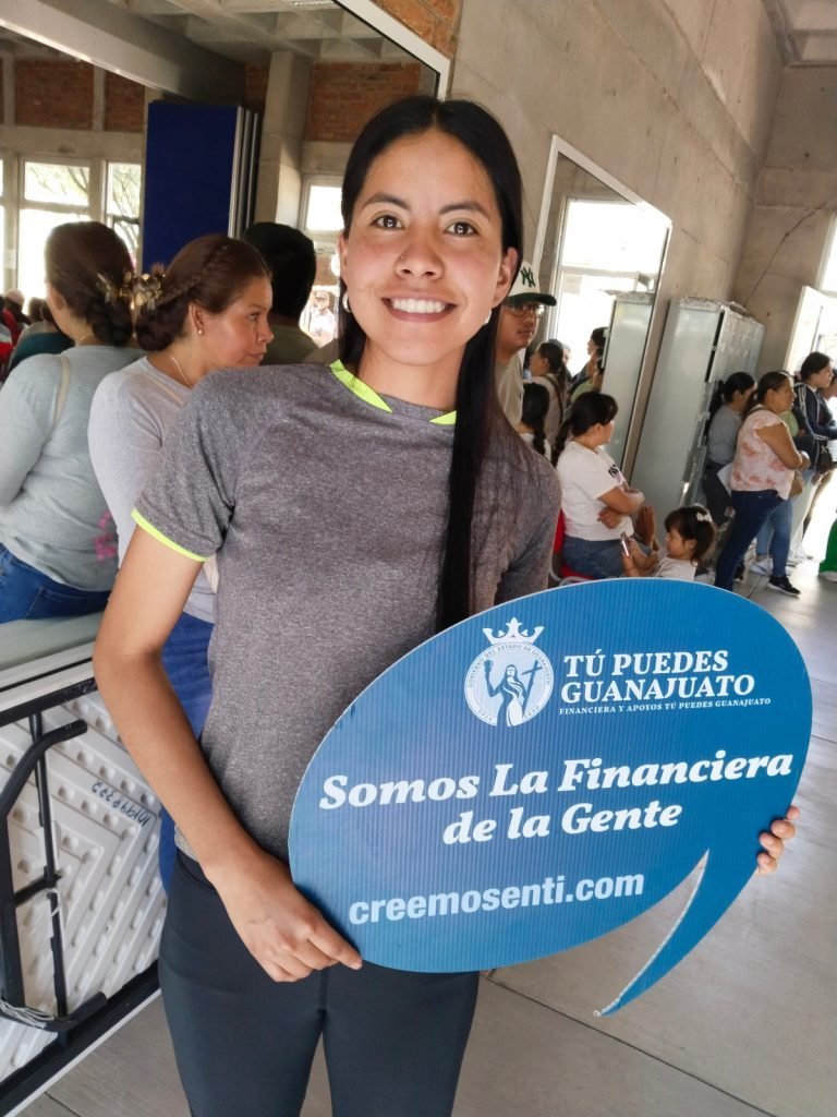 Financiera Tú Puedes Guanajuato entrega 174 apoyos a emprendedores en Xichú y Santa Catarina
