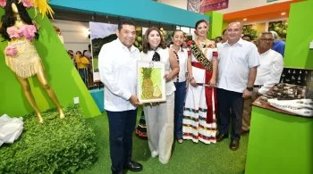 Ballets folklóricos de Huimanguillo y Jalapa brillan en el Foro La Cultural de la Feria Tabasco 2026