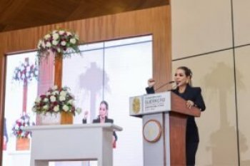 Evelyn Salgado conmemora el Día de la Santa Cruz y reafirma ordenamiento territorial en Guerrero