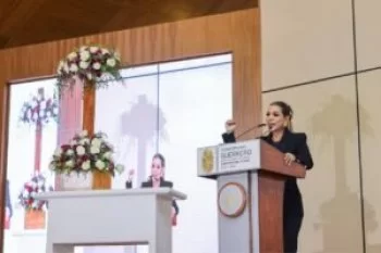 Evelyn Salgado conmemora el Día de la Santa Cruz y reafirma ordenamiento territorial en Guerrero