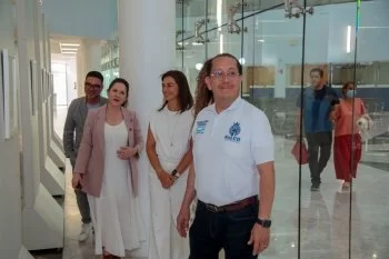 Guanajuato lleva la exposición fotográfica “Ecos de la Infancia” al Hospital General de León