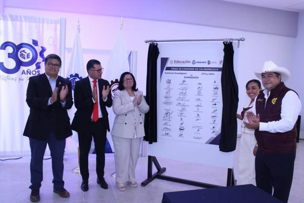 Firman convenio de libre tránsito académico entre DGETI y TecNM en Guanajuato