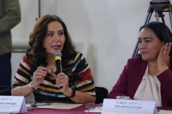 Querétaro recibe reconocimiento de la SEP por evaluar al 100% de estudiantes en programa 'Vive Saludable, Vive Feliz'