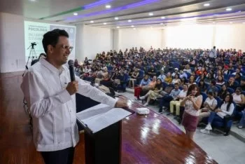 Reconoce Secretario General de Gobierno de Zacatecas aportaciones de la psicología a la sociedad
