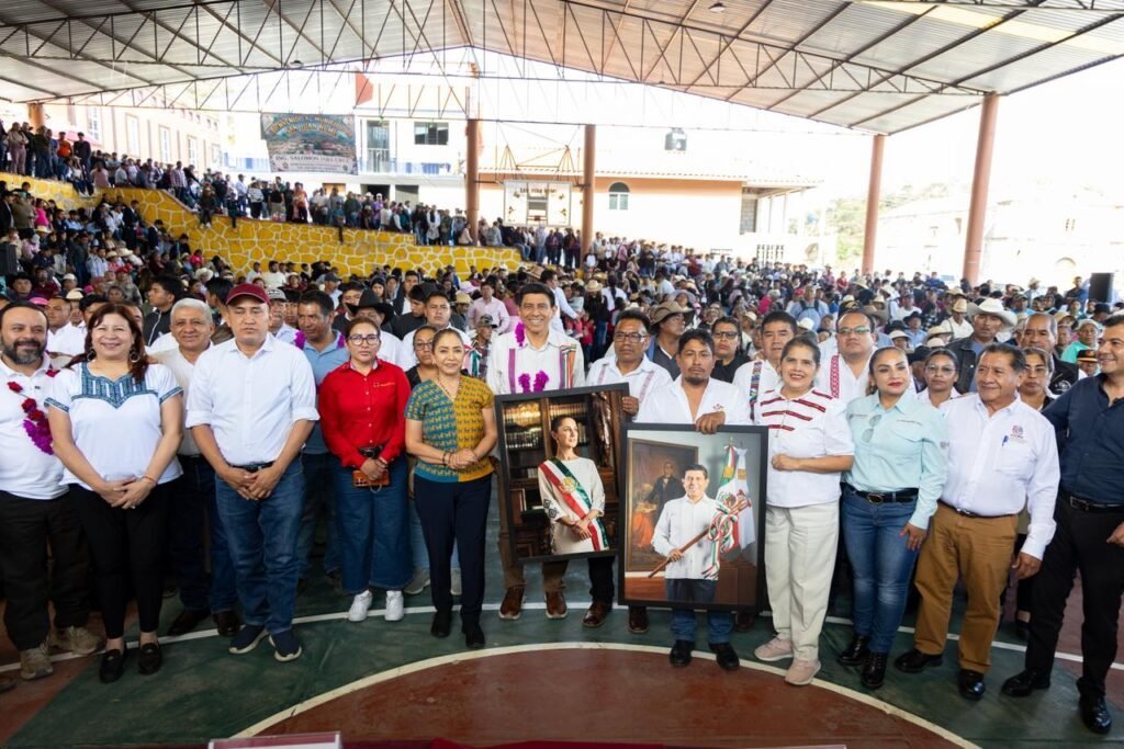 Gobierno de Oaxaca anuncia inversión de 15 mdp para camino en San Juan Ñumí