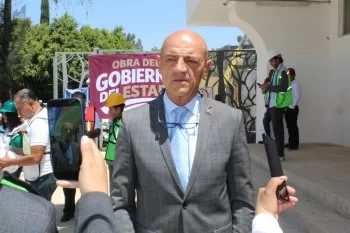 Actores de 'Club de Cuervos' se suman al Summit 2026 de Puebla para inspirar a jóvenes