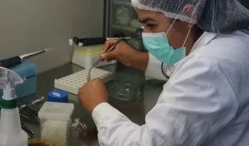 CNRG-INIFAP capacita a estudiantes del COLPOS en crioconservación de tejido vegetal