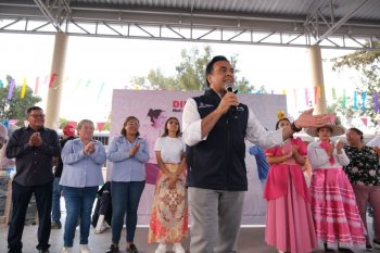 Luis Nava encabeza festejo por Día de la Niñez y la Madre en Lagunillas, Huimilpan