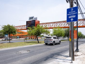 Nuevo León instala 124 piezas de señalética mundialista rumbo al Mundial 2026