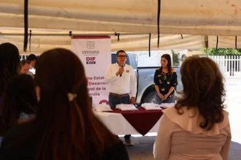 SEDIF entrega 419 uniformes para fortalecer identidad institucional en BCS