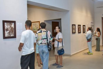 Llega “Santa Comida” al Museo de la Isla con un mensaje de solidaridad, memoria y transformación social