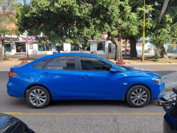 Policía Vial de Oaxaca aseguró vehículo por reporte de robo y lo entregó a la FGEO