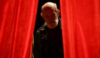 Rey Lear: la adaptación de Angélica Rogel transforma la tragedia en comedia en el Teatro Helénico