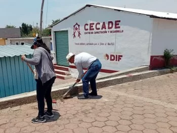 SEDIF Puebla realiza faenas comunitarias en 217 municipios para recuperar espacios públicos