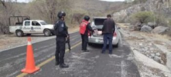Policía Estatal Rural refuerza vigilancia en carretera Xochipala – La Laguna, Eduardo Neri
