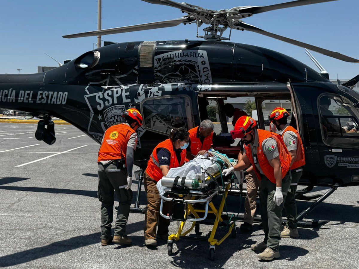 Trasladan vía aérea a joven con traumatismo craneoencefálico desde Guachochi a Chihuahua