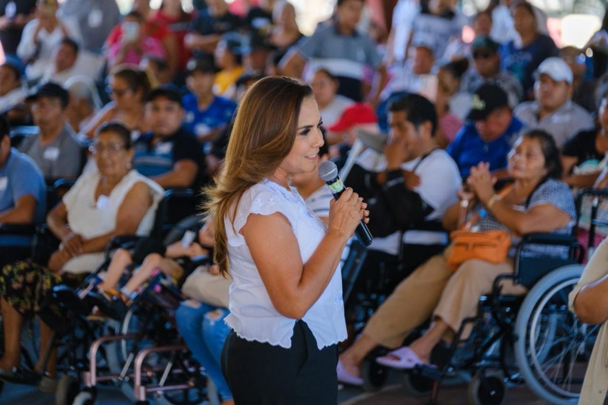 Mara Lezama y Alfredo Cordero inician entrega de apoyos funcionales para más de 2 mil personas en Quintana Roo