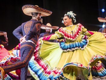 Danzar Mexicano celebra 10 años con gala y se prepara para llevar folclor a Portugal