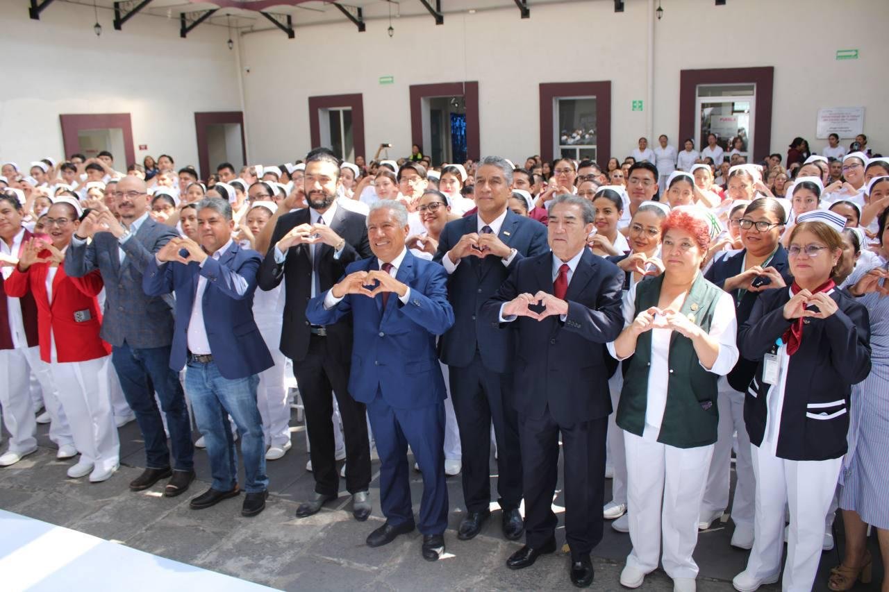 137 estudiantes de Enfermería de la USEP inician prácticas clínicas en Puebla