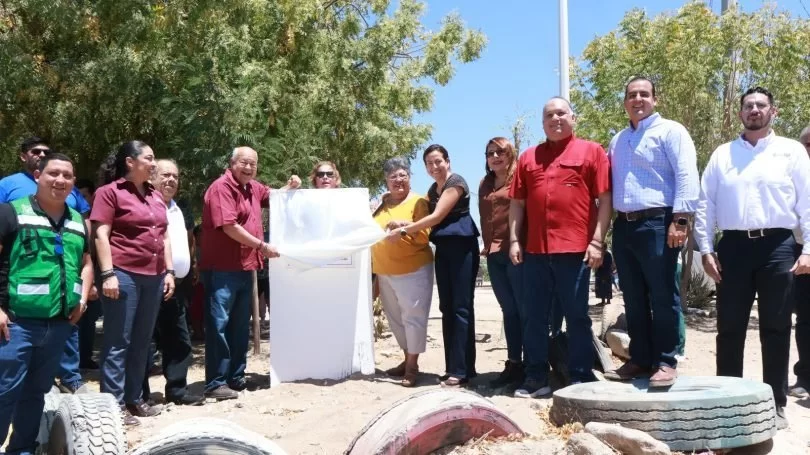 Gobernador de BCS entrega obras de alcantarillado en La Paz con inversión de 10 mdp