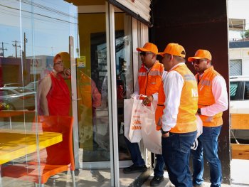 Agua y Drenaje concientiza a más de 100 comercios en Guadalupe sobre descargas residuales