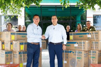 Gobierno de BCS entrega 10 aires acondicionados al CECyTE para mejorar aulas