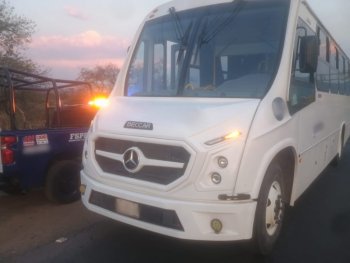 Rescatan a operador de transporte privado de la libertad en San Miguel de Allende; detienen a hombre armado