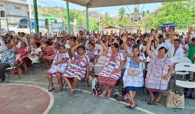 Plan de Justicia Amuzgo: centro de acopio de algodón nativo fortalecerá economía cultural