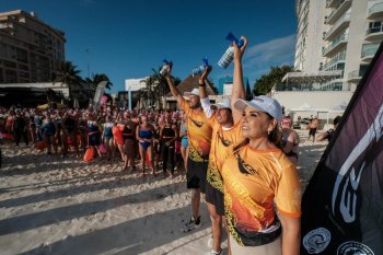 Mara Lezama encabeza el arranque de “El Cruce” Cancún-Isla Mujeres, con más de mil 600 nadadores de 21 países