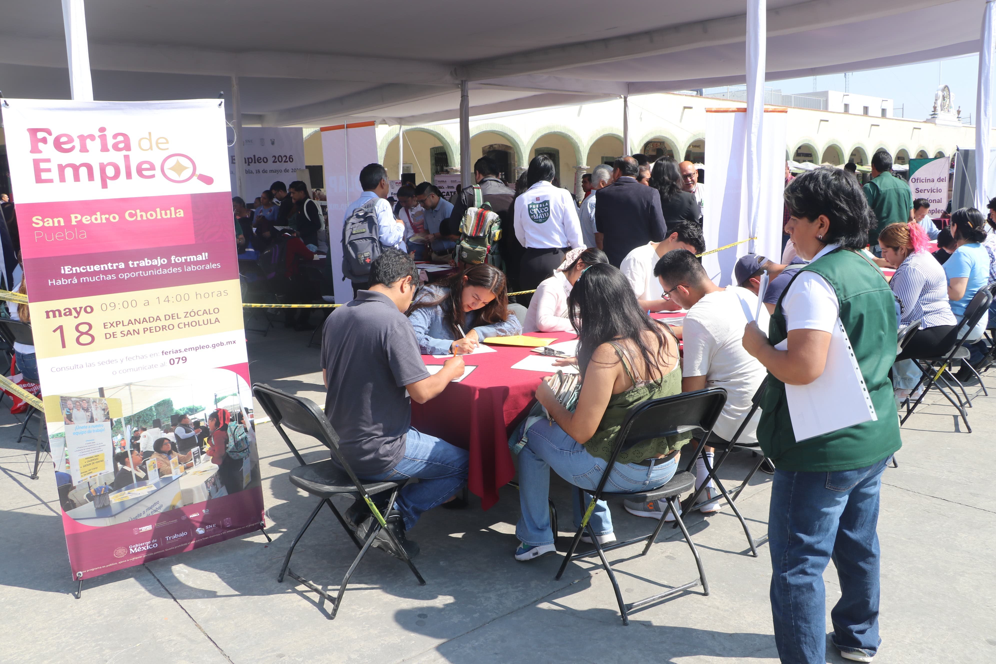 Feria de Empleo en San Pedro Cholula ofrece mil 700 vacantes con salarios de hasta 32 mil pesos