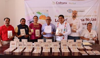 Presentan Lotería Ngigua/Ngiba para preservar la lengua chocholteca en Oaxaca