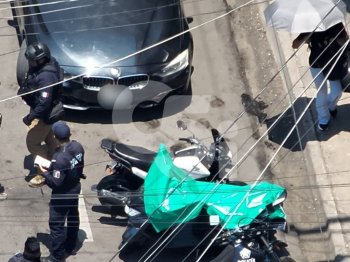 C5i Oaxaca recupera vehículo robado y asegura a dos personas en San Sebastián Tutla