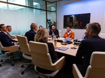 Inversión histórica de 200 mdd en Nuevo León: invernadero más avanzado de América y expansión de Signify