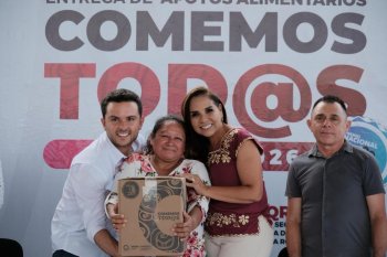 Mara Lezama entrega mil apoyos y 640 tarjetas del programa “Comemos Tod@s” en Cancún