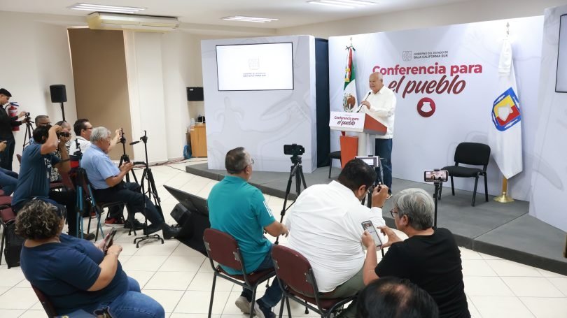 Gobernador de BCS arranca 'Conferencias para el Pueblo' con anuncio de más de 3 mil 281 mdp en obras
