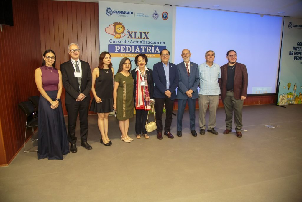 Secretaría de Salud impulsa curso de actualización en pediatría en León