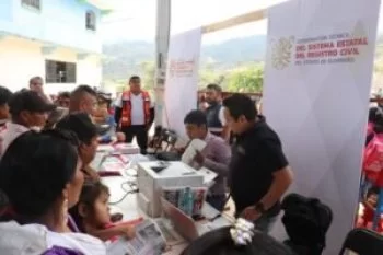 Feria de Servicios Integrales en Alcozacán: atención directa y prevención del delito en Chilapa