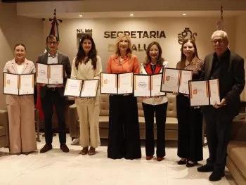 Nuevo León y Roche firman convenio para usar IA en detección de cáncer de mama