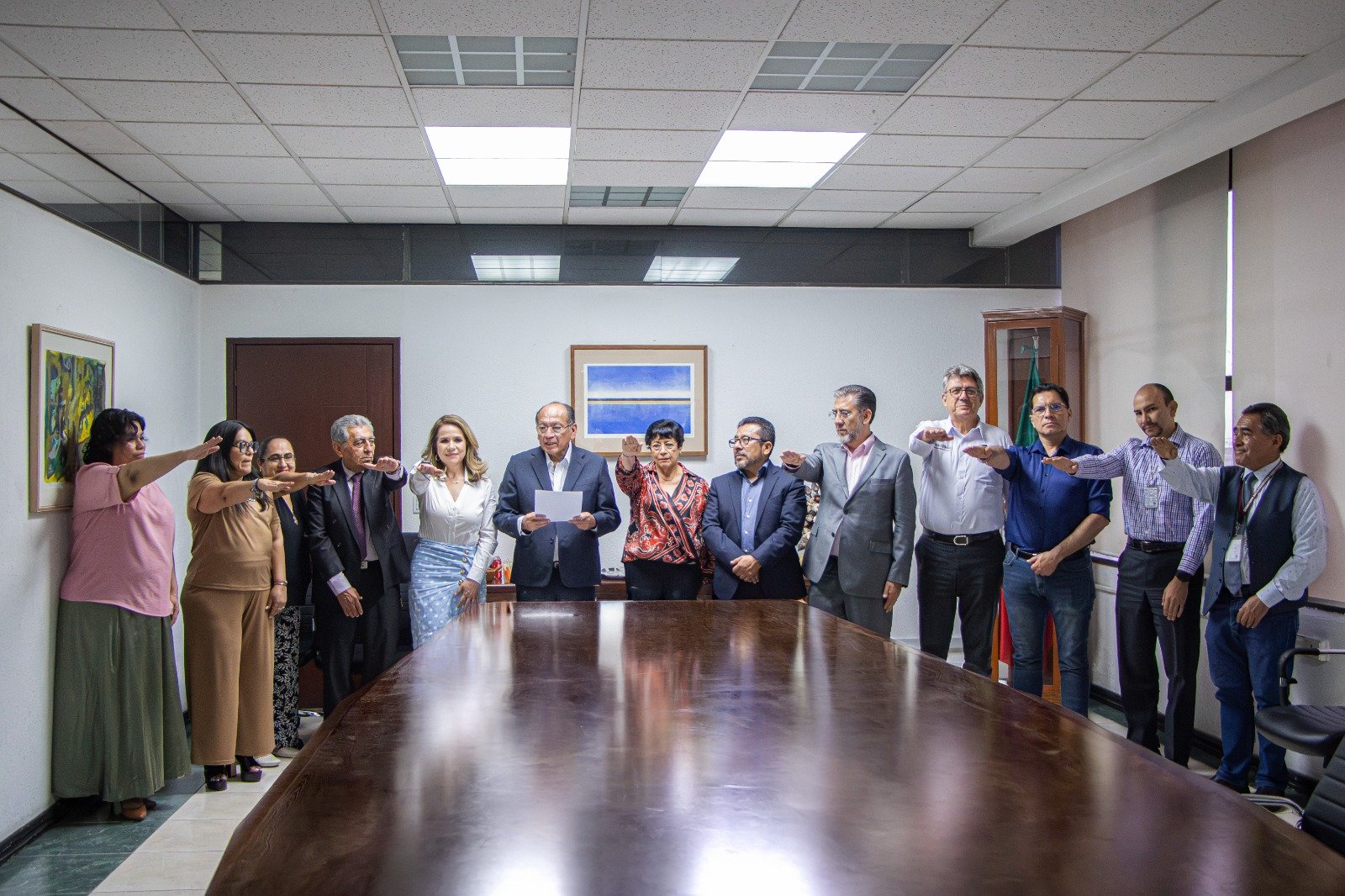 Puebla instala comité para transparentar concesiones de transporte público