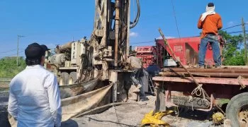 CEA supervisa pozos en Ciudad Valles para garantizar agua potable en temporada de calor