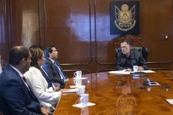 Gobierno de Querétaro y CFE acuerdan plan conjunto para mejorar red eléctrica