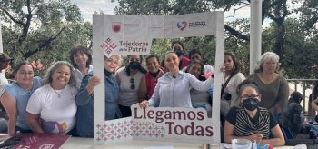 Gobierno de Zacatecas lleva atención integral a mujeres en colonia Lázaro Cárdenas