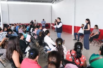 Secretario de Desarrollo Social de Querétaro se reúne con beneficiarios en El Marqués