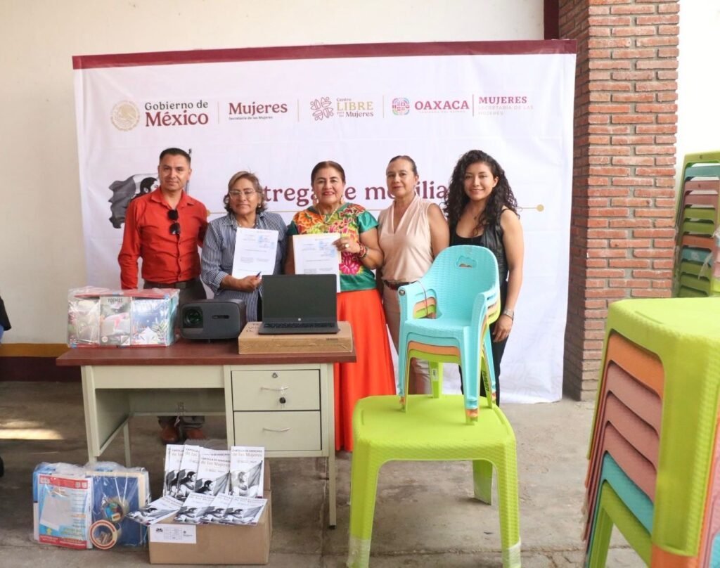Gobierno de Oaxaca entrega mobiliario a 21 Centros LIBRE para fortalecer atención a mujeres