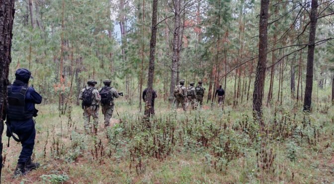 Gobierno de Michoacán instala mesa de diálogo en Sevina tras manifestación y refuerza seguridad